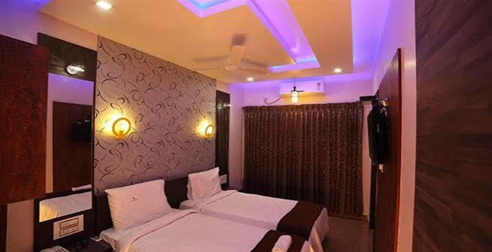 Вилла Vijaya Residency - Porur Ченнаи Экстерьер фото